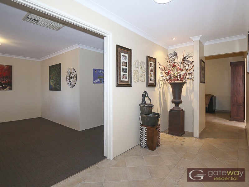 11 Wauhop Circle, Beeliar WA 6164