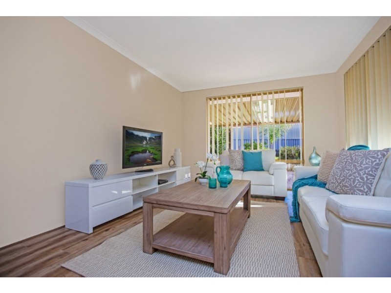 28 Freshwater Drive, Atwell WA 6164