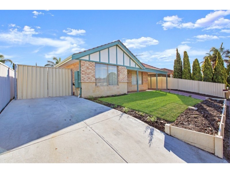 28 Freshwater Drive, Atwell WA 6164