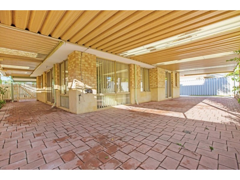 28 Freshwater Drive, Atwell WA 6164