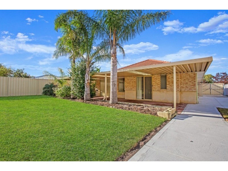 28 Freshwater Drive, Atwell WA 6164