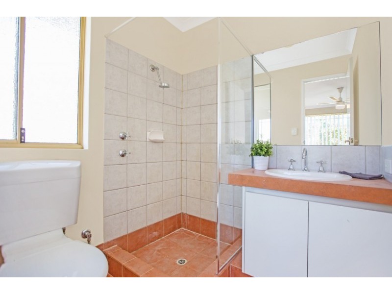 28 Freshwater Drive, Atwell WA 6164