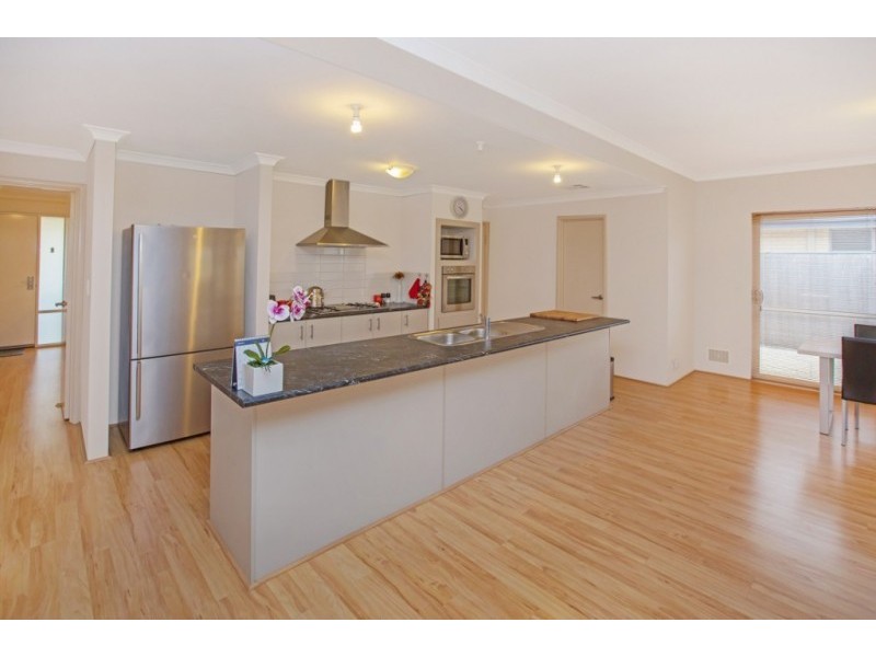 13 Edulis Avenue, Aubin Grove WA 6164