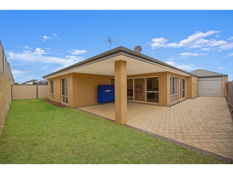 13 Edulis Avenue, Aubin Grove WA 6164