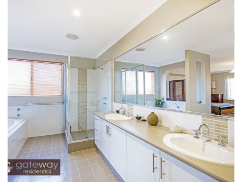 30 Goshawk Pass, Beeliar WA 6164