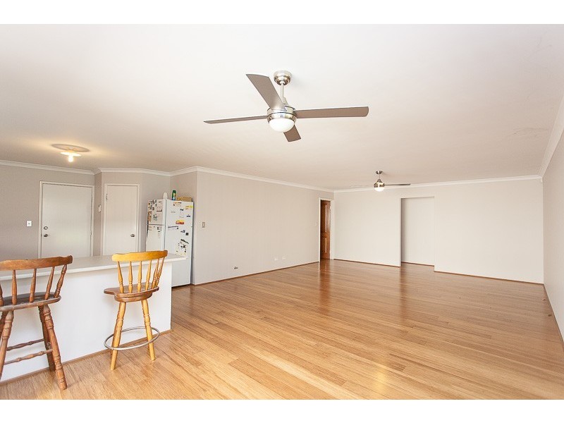 16 Longwood Bend, Aubin Grove WA 6164