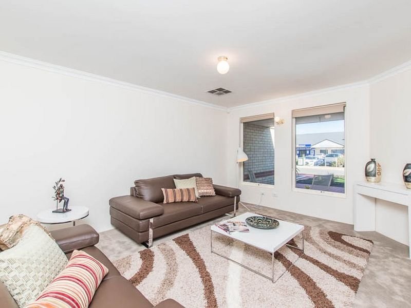 8 Talisker Gate, Aubin Grove WA 6164