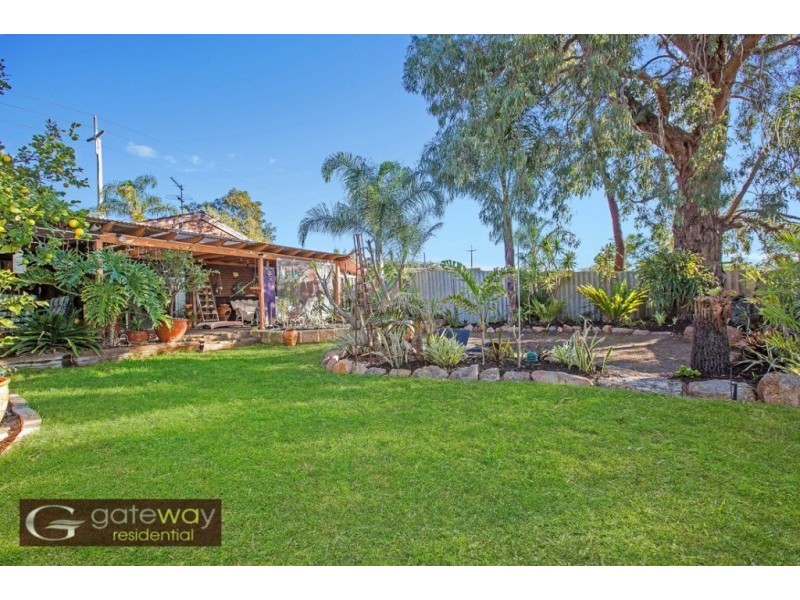 55 Mason Court, South Lake WA 6164