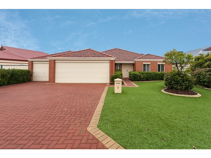 7 Gadsden Terrace, Success WA 6164