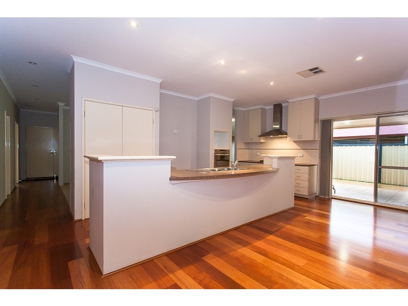 7 Gadsden Terrace, Success WA 6164