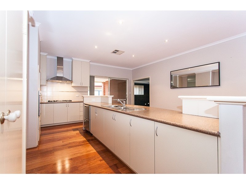 7 Gadsden Terrace, Success WA 6164