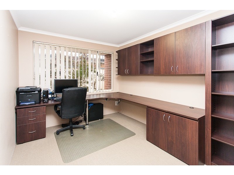 7 Gadsden Terrace, Success WA 6164