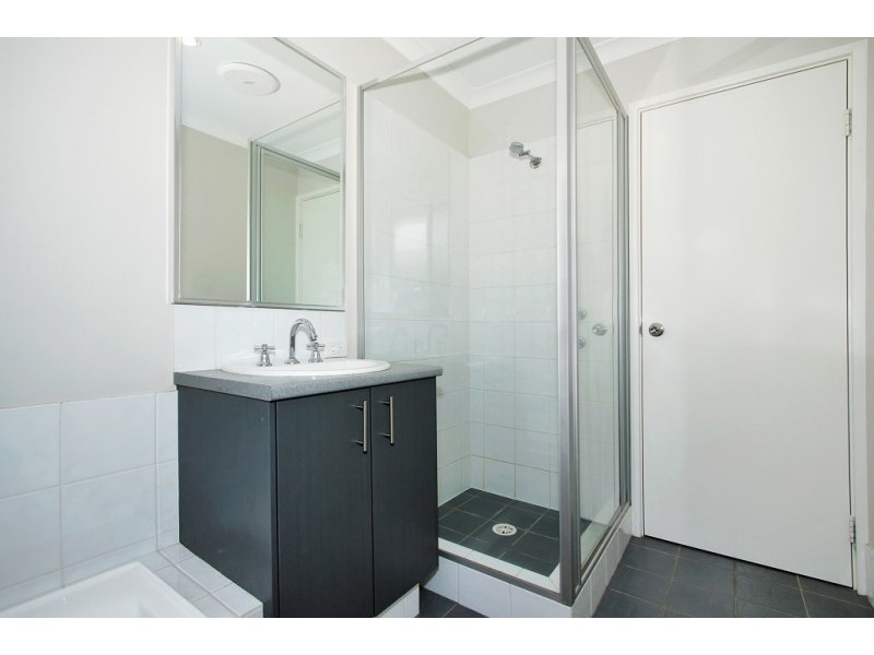 13 Essence Bend, Atwell WA 6164