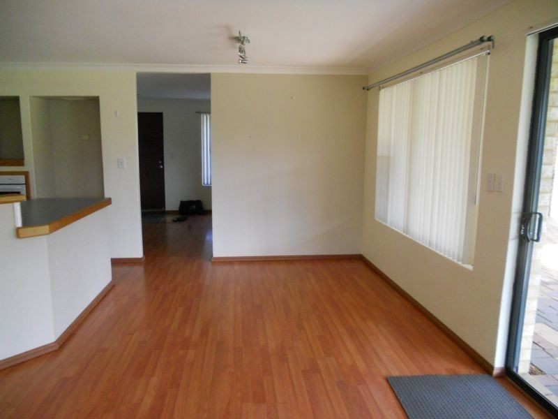 8 Liddington Rise, Leda WA 6170