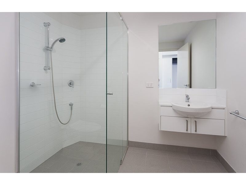 32/20 Signal Terrace, Cockburn Central WA 6164