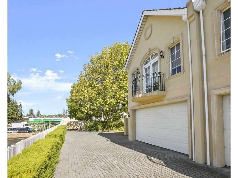 1/10 Hurstford Close, Peppermint Grove WA 6011