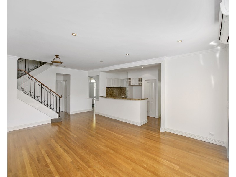 1/10 Hurstford Close, Peppermint Grove WA 6011