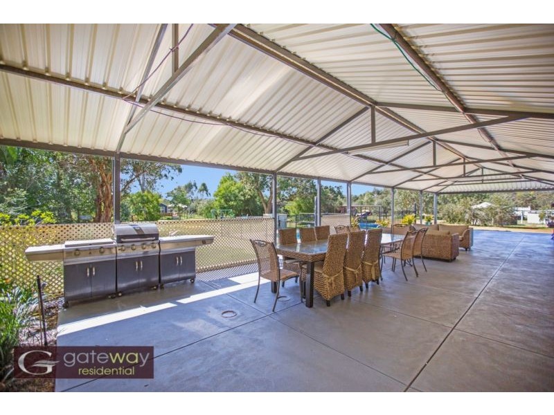 35 Robinson Road, Wandi WA 6167