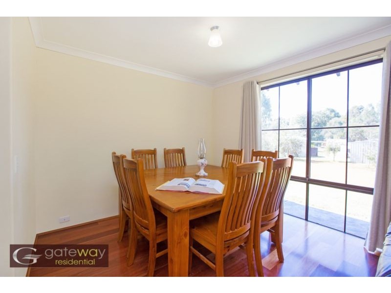 35 Robinson Road, Wandi WA 6167