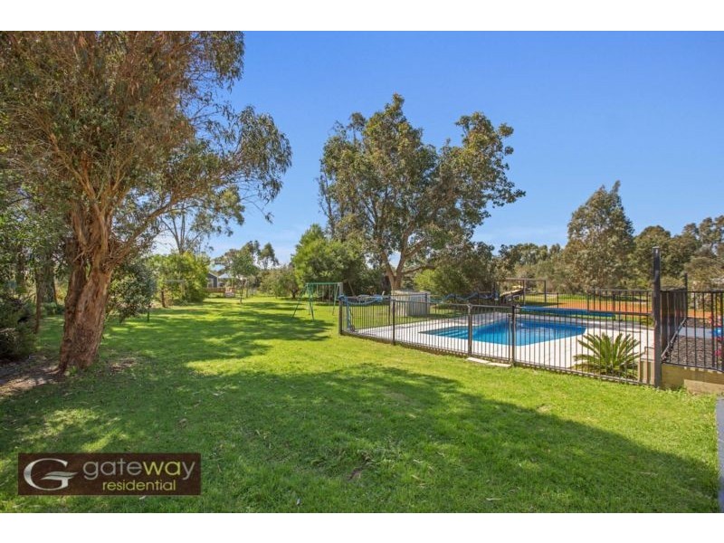 35 Robinson Road, Wandi WA 6167