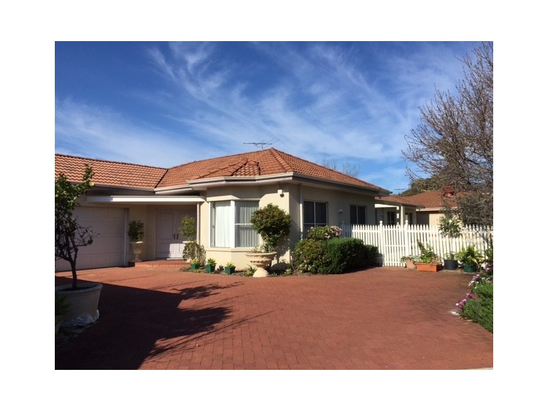 11A Ullapool Road, Applecross WA 6153