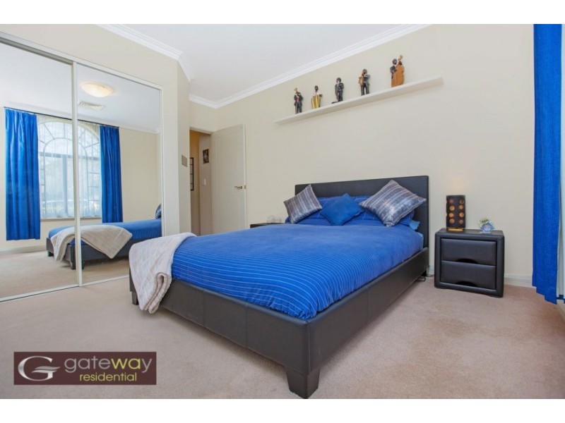 60 Glen Iris Drive, Jandakot WA 6164