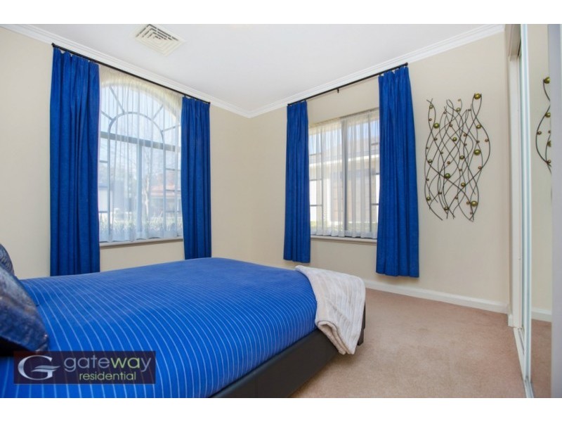 60 Glen Iris Drive, Jandakot WA 6164