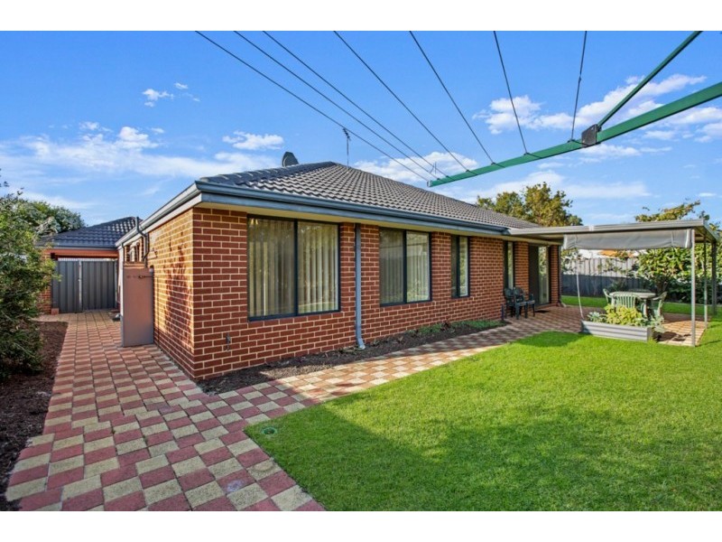 3 Condamine Approach, Hammond Park WA 6164