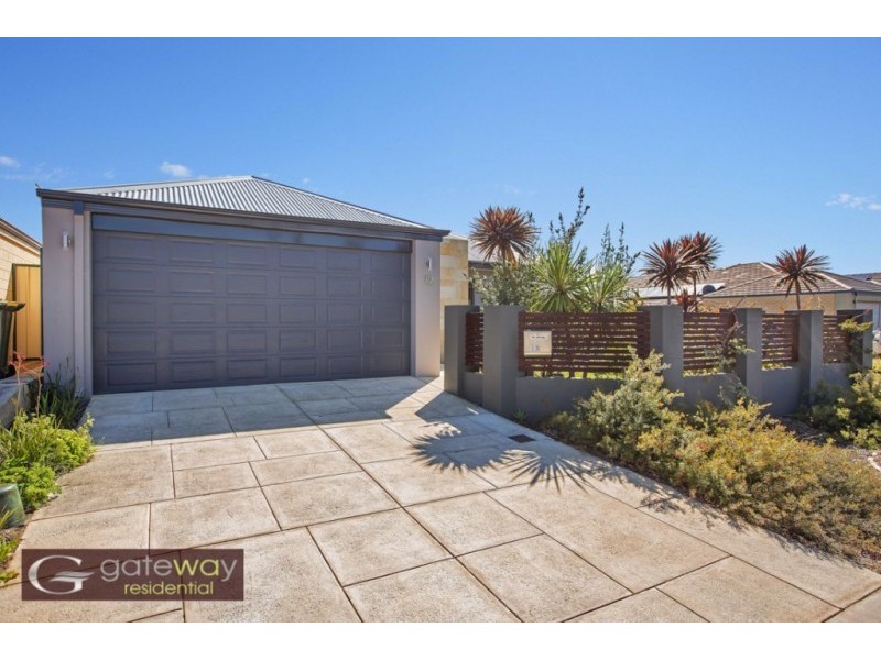 12 Sheringham Bend, Success WA 6164