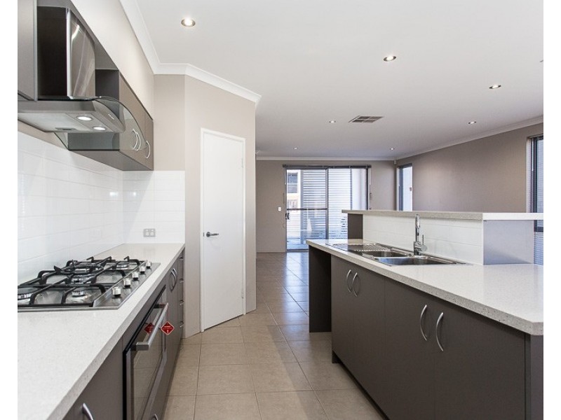 26 Affable Way, Atwell WA 6164