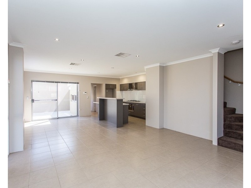 26 Affable Way, Atwell WA 6164