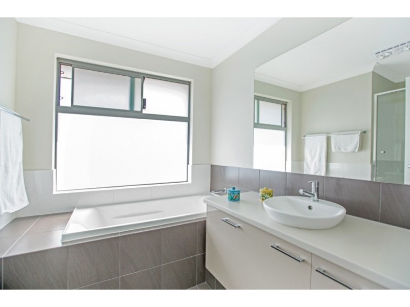 1/64 Dean Road, Jandakot WA 6164