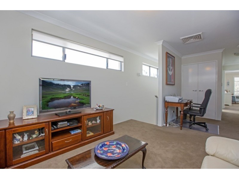 1/64 Dean Road, Jandakot WA 6164