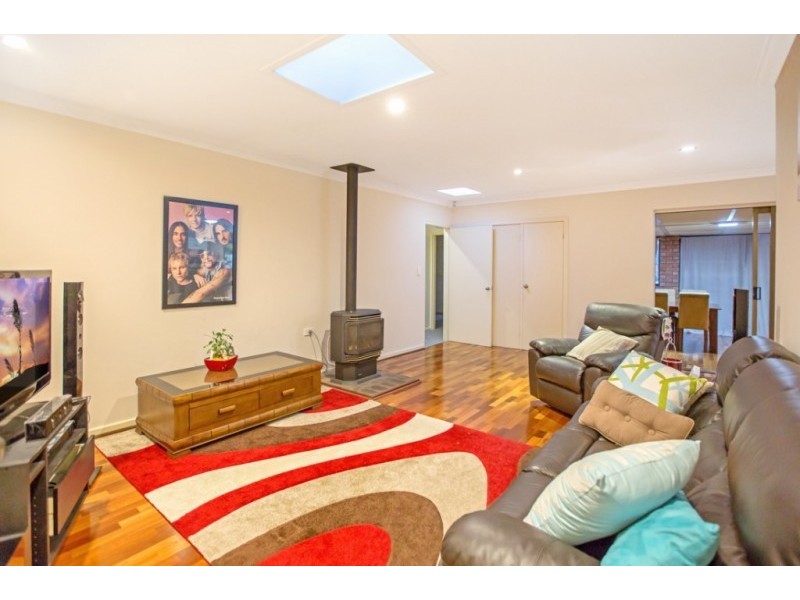 25 Hadley Gardens, Kardinya WA 6163