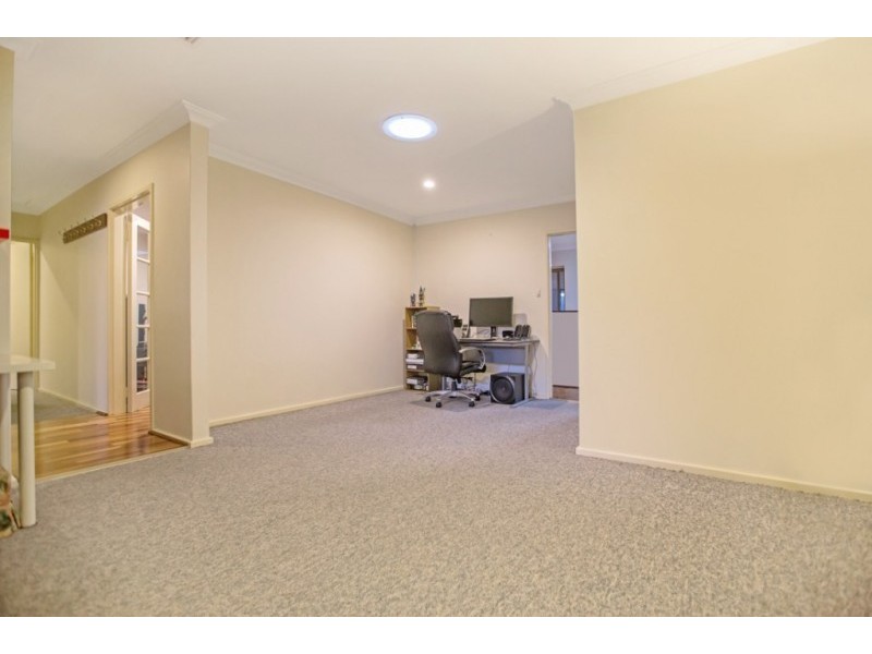 25 Hadley Gardens, Kardinya WA 6163