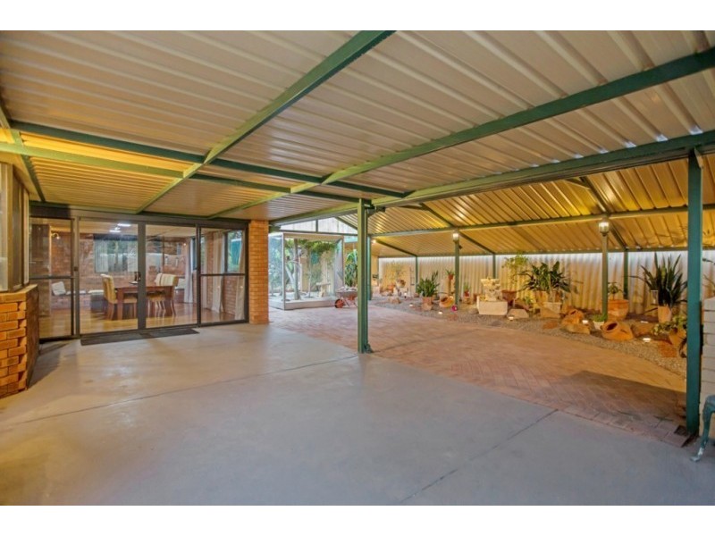 25 Hadley Gardens, Kardinya WA 6163