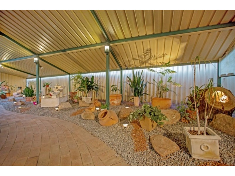 25 Hadley Gardens, Kardinya WA 6163