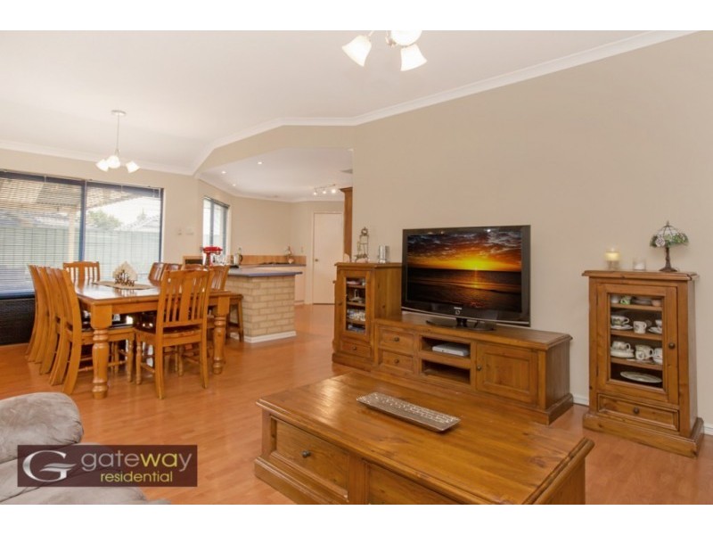 17 Pindan Elbow, Atwell WA 6164