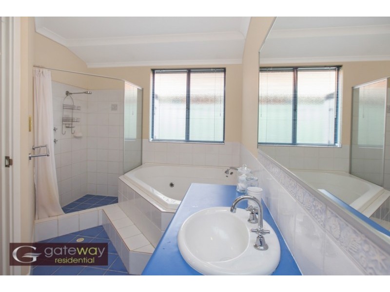 17 Pindan Elbow, Atwell WA 6164