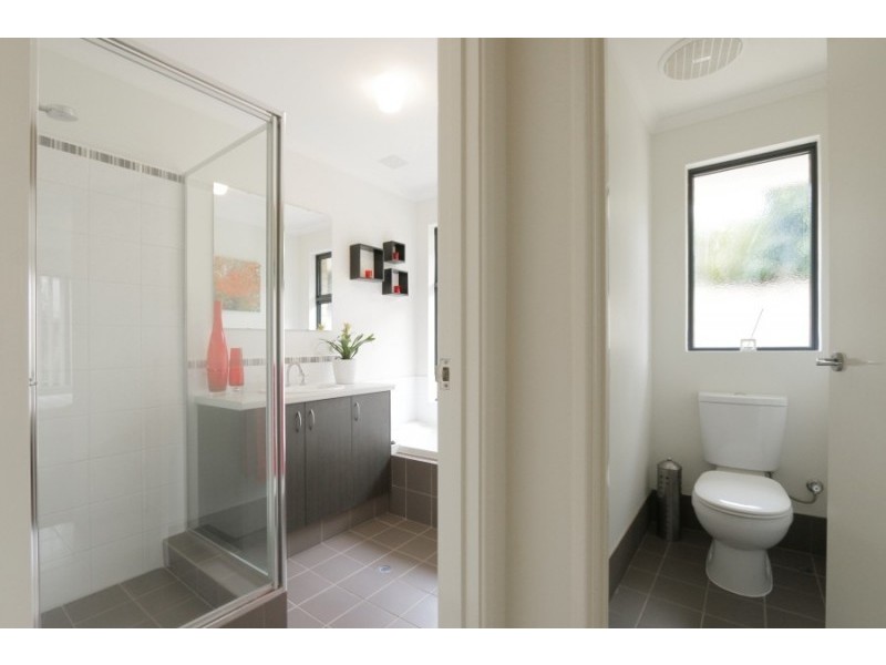 19 Mohan Loop, Hammond Park WA 6164