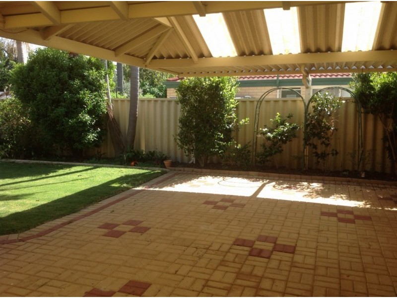 14 Rosebud Close, Huntingdale WA 6110