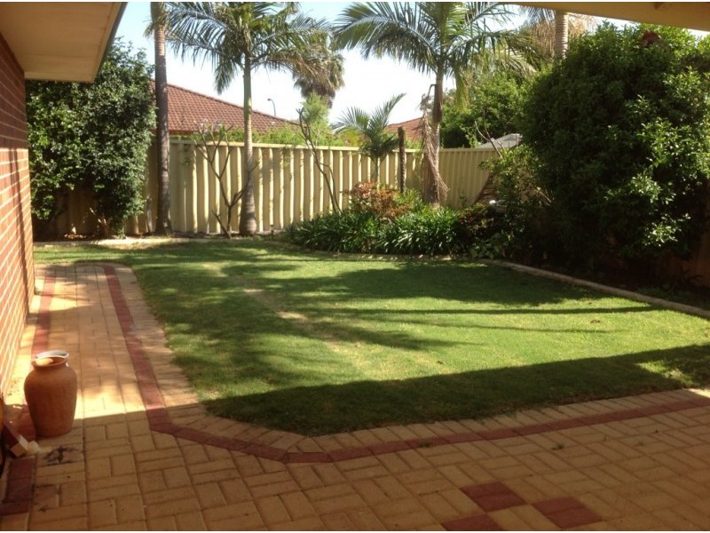 14 Rosebud Close, Huntingdale WA 6110