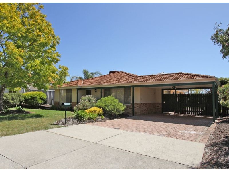 7 Manitoba Place, Success WA 6164