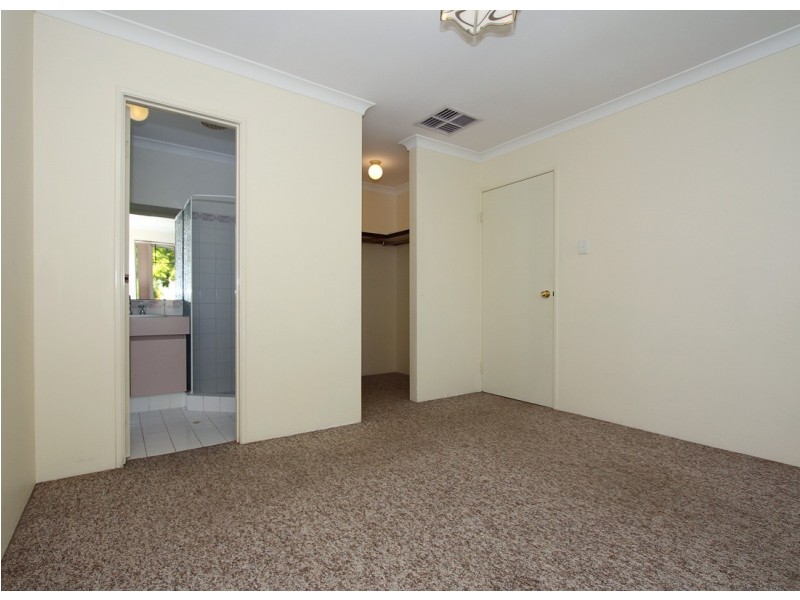 7 Manitoba Place, Success WA 6164