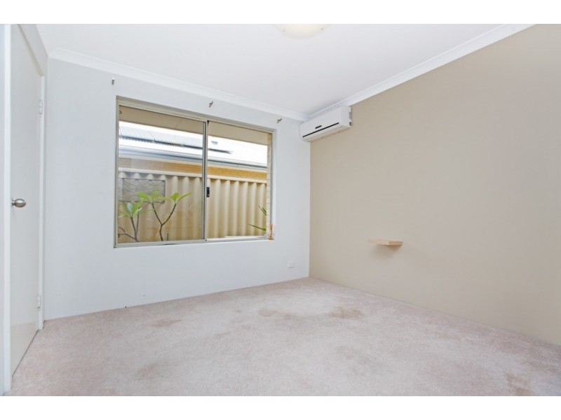33 Aurora Drive, Atwell WA 6164