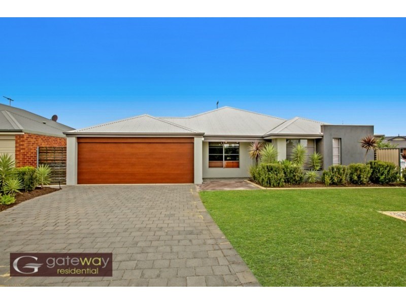 7 Versailles Parkway, Aubin Grove WA 6164