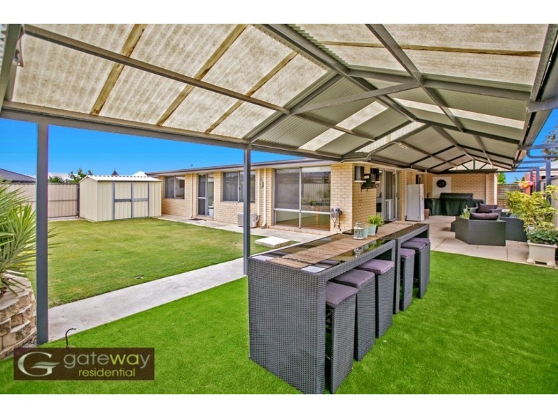 7 Versailles Parkway, Aubin Grove WA 6164