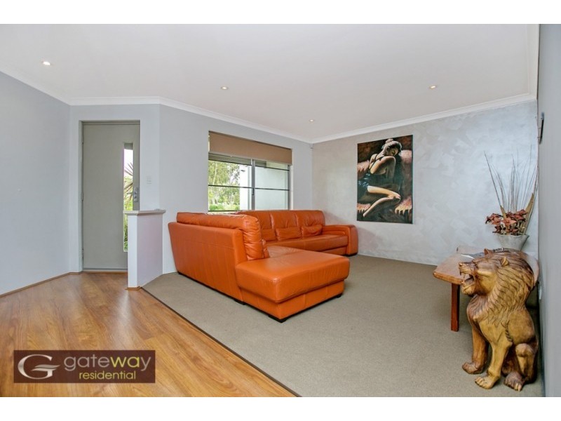 7 Versailles Parkway, Aubin Grove WA 6164