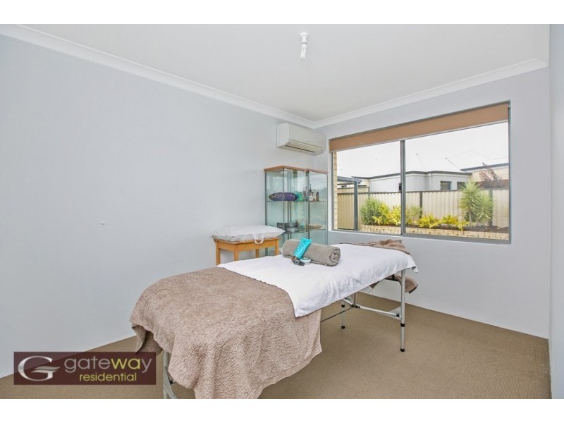 7 Versailles Parkway, Aubin Grove WA 6164