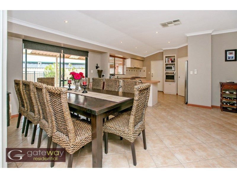 9 Wauhop Circle, Beeliar WA 6164